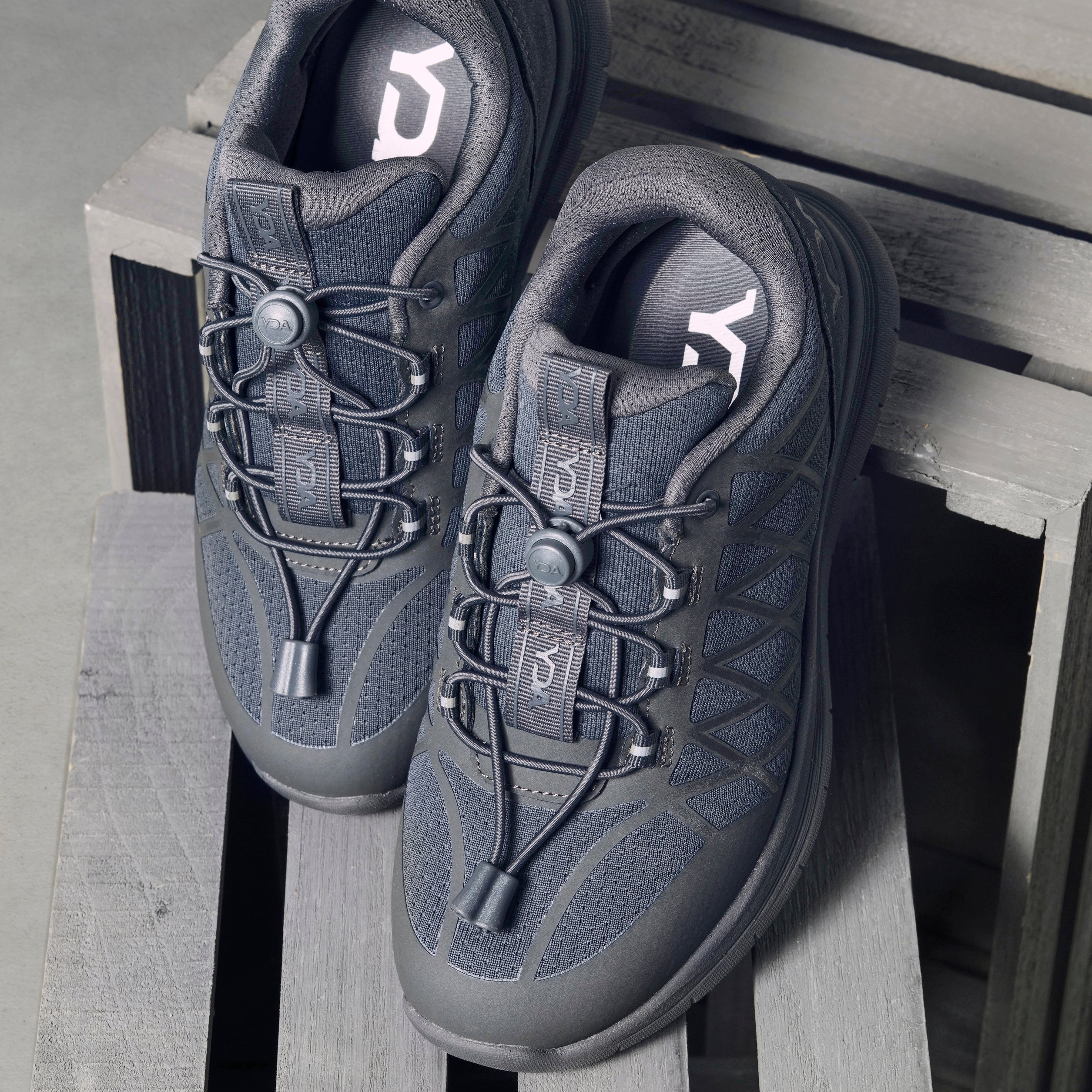 Vault W15 - ONE Water Resistant